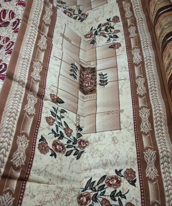 Ұзын кілемше. Ковровая дорожка