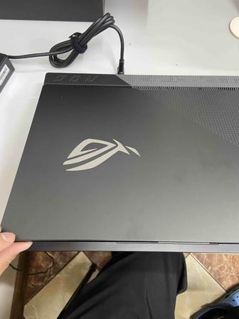 Продам игровой ноутбук ROG STRIX