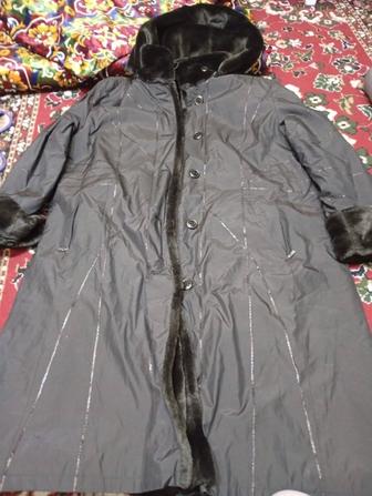 Продам осенний плащ 54 размера