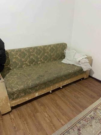 Отдам даром диван