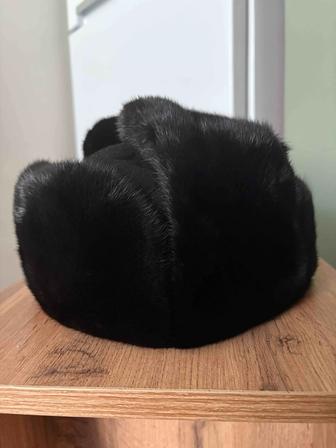 Продам зимнюю мужскую шапку