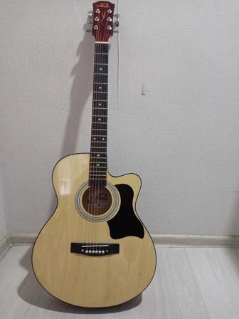 Гитара акустика