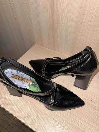 Продам туфли