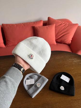Moncler Шапка