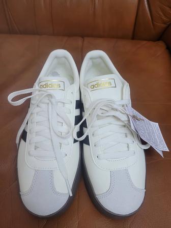 Кросовки Adidas