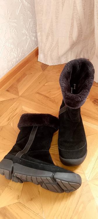 Оригинальные зимние сапоги из натуральной Clarks.