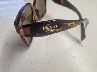 PRADA очки