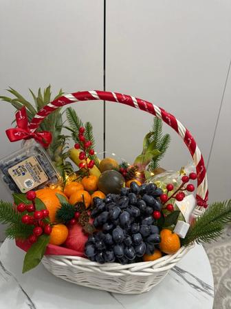 Новогодние корзина