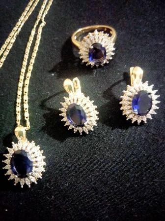 Комплект новый..камень натуральный