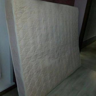 Матрас 160х200 б/у