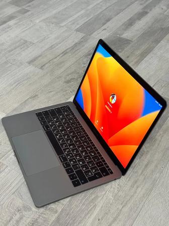 Продам MacbookPro 2017 , 13