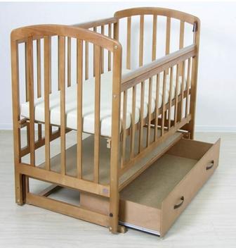 Продам детскую кроватку