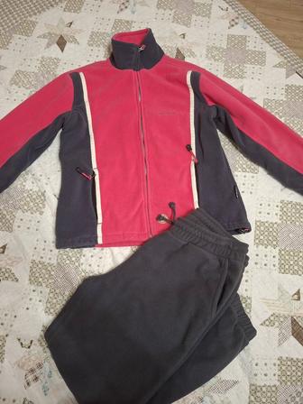 Спортивный костюм женский