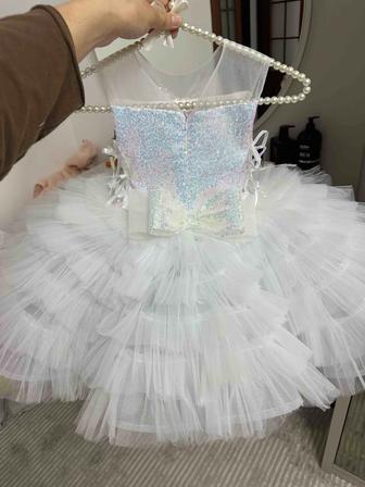 Платье на 3-5 лет