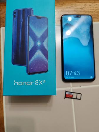 Телефон HONOR 8X