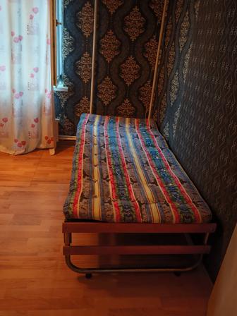 Кровать