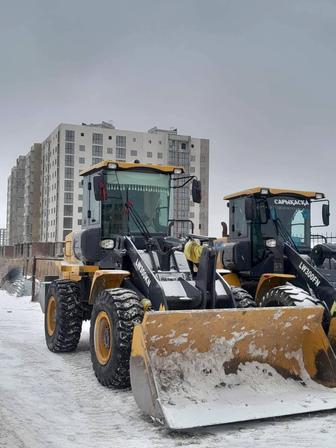 Погрузчик, уборка снега