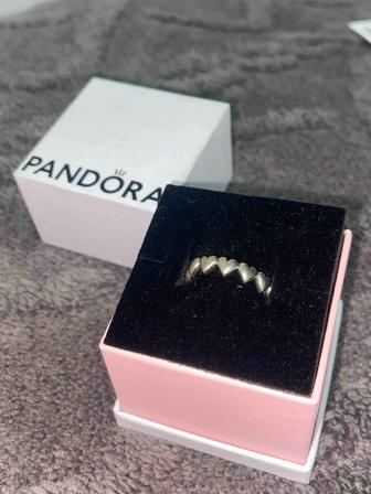 Продам кольцо Pandora