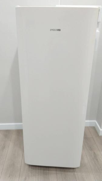 Продам морозильную камеру