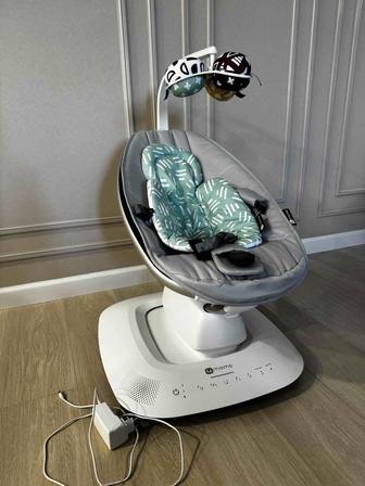 Продам Кресло-качалка 4moms mamaRoo