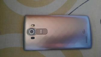 Продам на запчасти lg g4