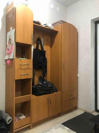 Продам шкаф,для прихожей