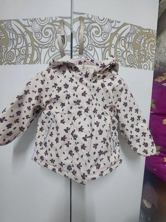 Куртка на девочку весна