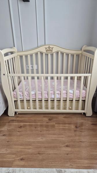 Кроватка манеж