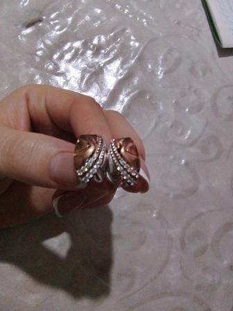 Продам золотую цепочку и серебряные сергей