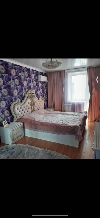 Продам спальный гарнитур