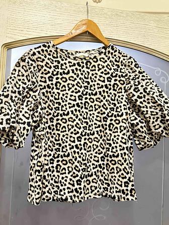 Женская одежда кофты, футболки