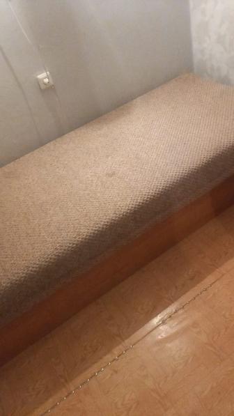 Односпальная кровать