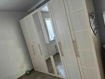 Шкаф 6-ти дверный