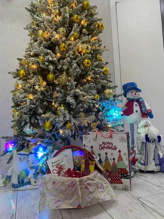 Елка новогодняя