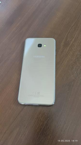 Samsung galaxy J4 plus