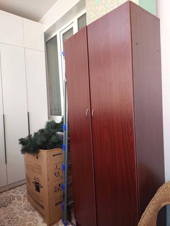 Отдам даром шкаф плательный