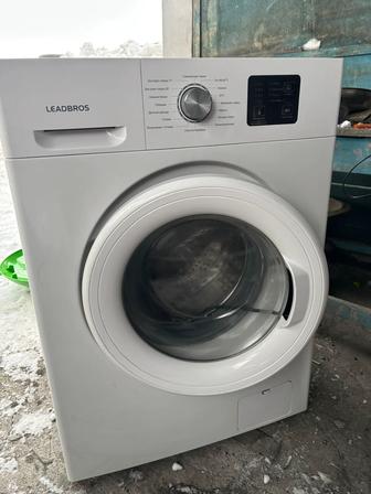 Продам стиральную машинку