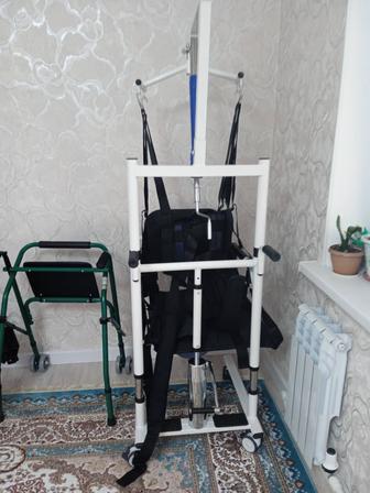 Продам подъемник для лежачих и инвалидов.