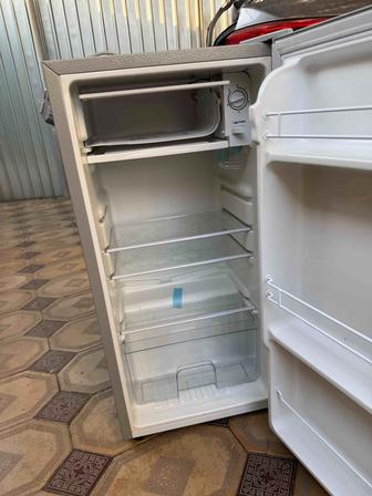 Холодильник LEADBROS