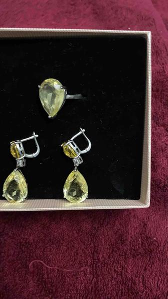 Серебряный комплект.