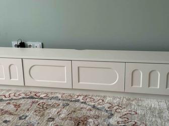 Продам тумбу по телевизор