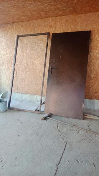 Продам наружный дверь