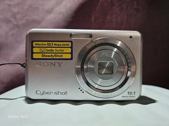 Цифровой фотоаппарат Sony Cuber-shot