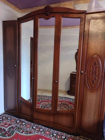 Срочно продам спальный гарнитур