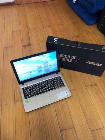Мощный ноутбук Asus i5-7 ОЗУ 8гб nvidia коробка ноутбук зарядка всё есть