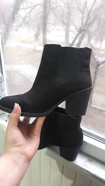 Ботильоны HM замша 39 размер