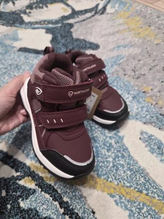 Демисезонные ботинки на девочку