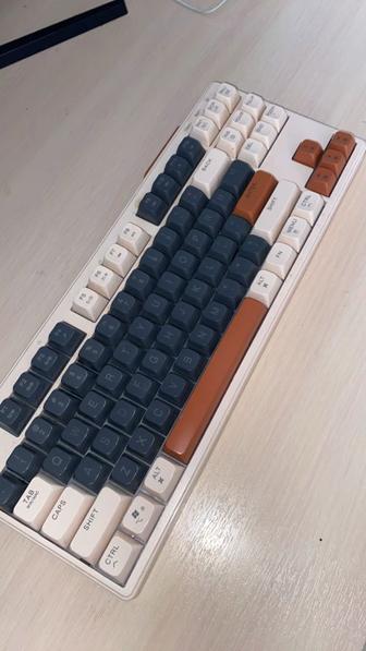 продам клавиатуру беспроводнаяя,проводна,блютуз механическая