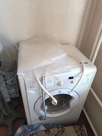 Продам стиральную машинку индезит класс А вместимость 7 кг