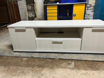 Продам тумбу под ТВ и комод